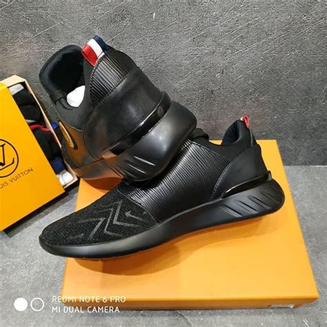 harga sepatu louis vuitton pria original
